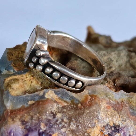 VTG RW 925 Sterling Silver Native American MOP Ring Size 7.75 Beaded Signed - Picture 4 of 7